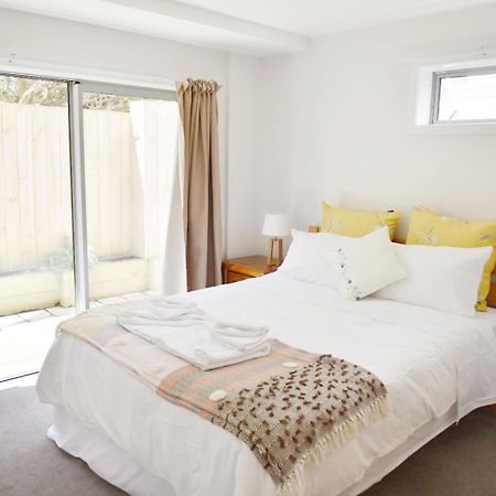 Johnsonville Brand New Lovely Townhouse Wellington Bagian luar foto