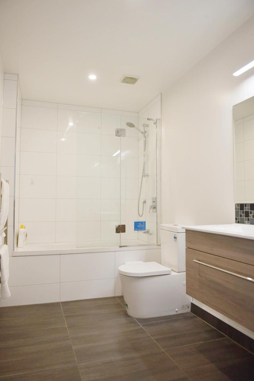 Johnsonville Brand New Lovely Townhouse Wellington Bagian luar foto